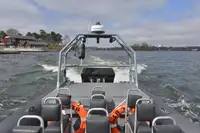 Bateau pneumatique semi-rigide à vendre