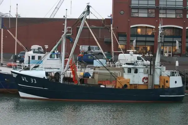 Chalutier à vendre