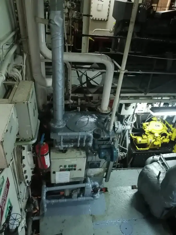 Pétrolier / chimiquier à vendre