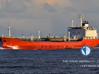 Pétrolier / chimiquier à vendre