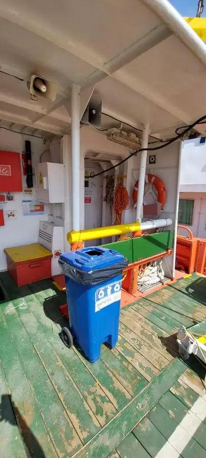Bateau de transport d'équipage à vendre