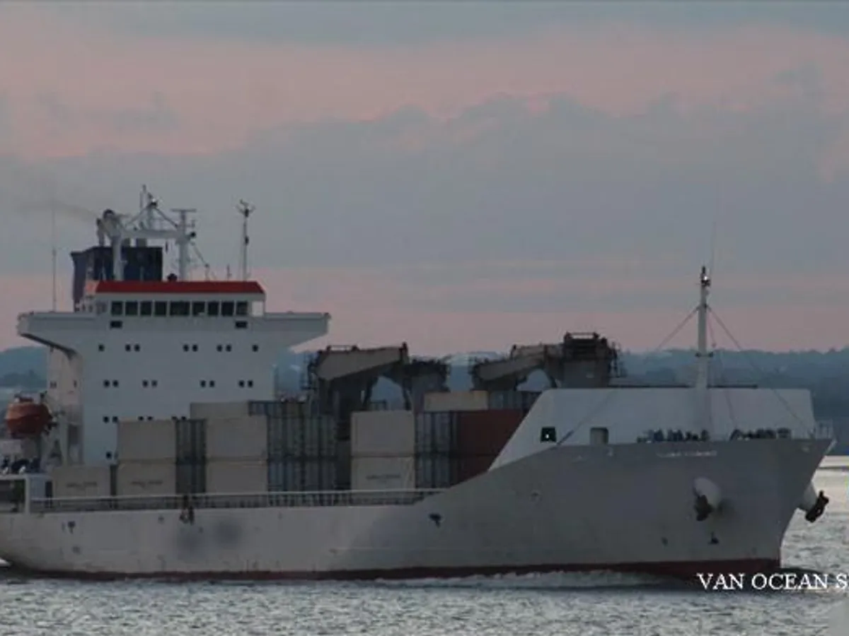 Navire frigorifique à vendre