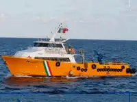 Bateau d'équipage à vendre