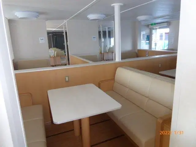Navire-ferry à vendre