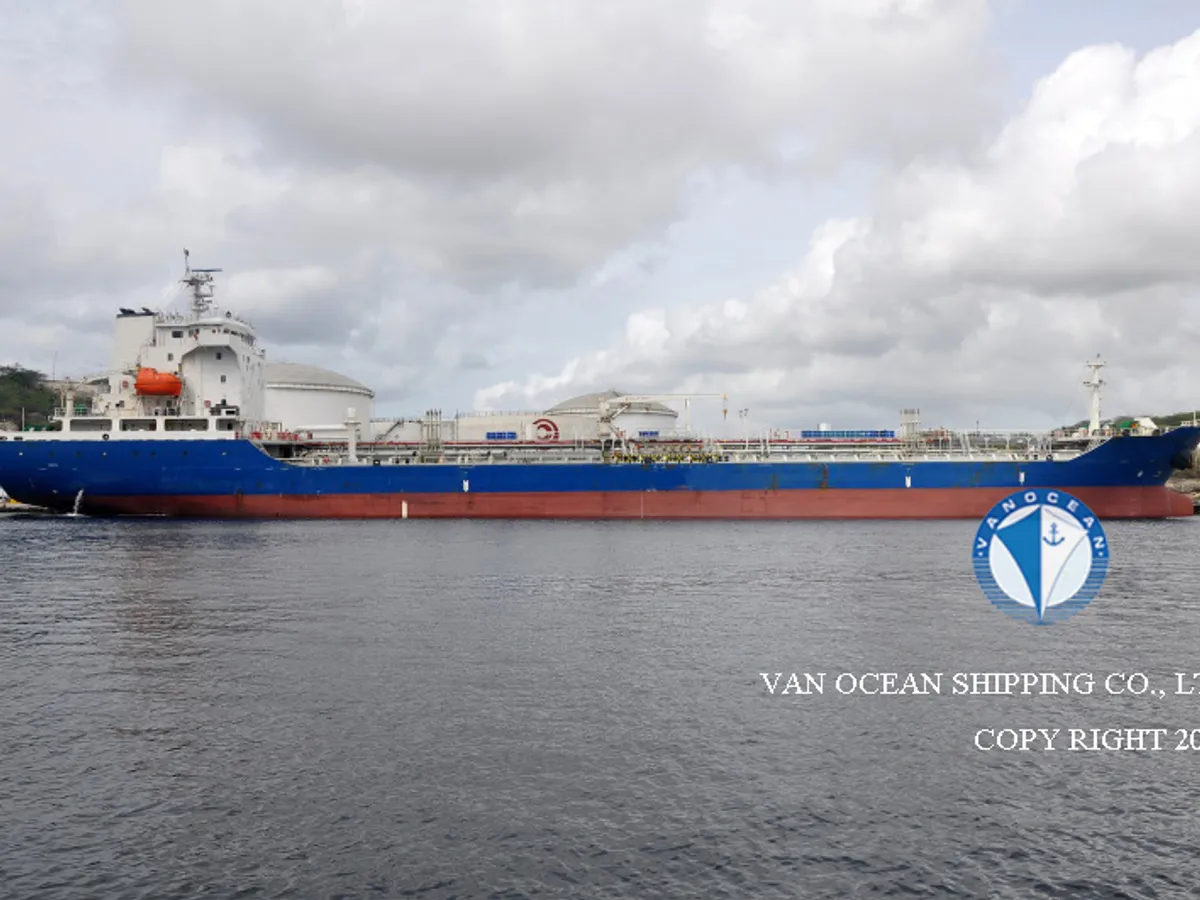 Pétrolier / chimiquier à vendre