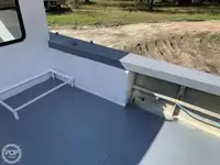 Bateau patrouilleur à vendre