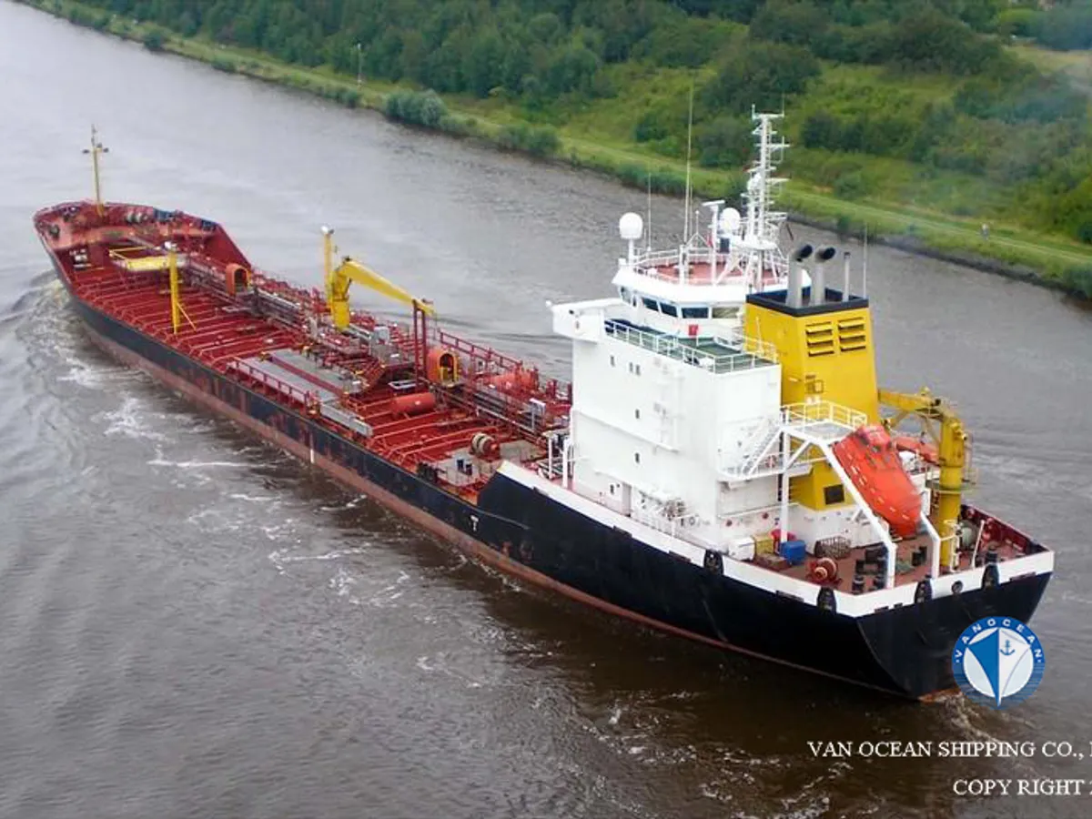 Pétrolier / chimiquier à vendre