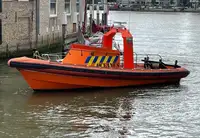 Bateau pneumatique semi-rigide à vendre