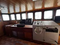 Chalutier à vendre