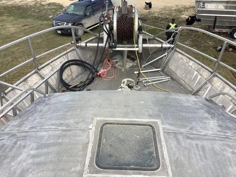 Bateaux de travail à vendre