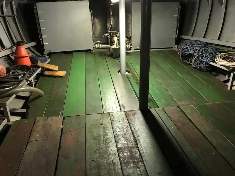Bateaux de travail à vendre