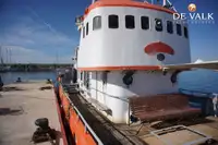 Navire de recherche à vendre