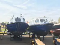 Navire d'enquête à vendre