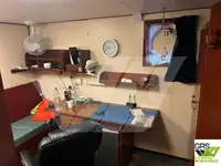 Navire d'approvisionnement à vendre