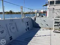 Navire de débarquement, citerne à vendre