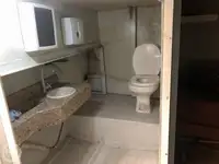 Navire d'approvisionnement à vendre
