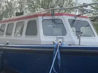 Bateau patrouilleur à vendre