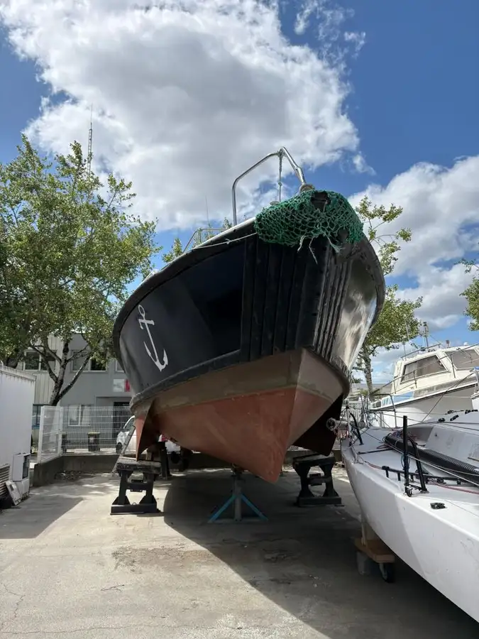 Bateau pilote à vendre