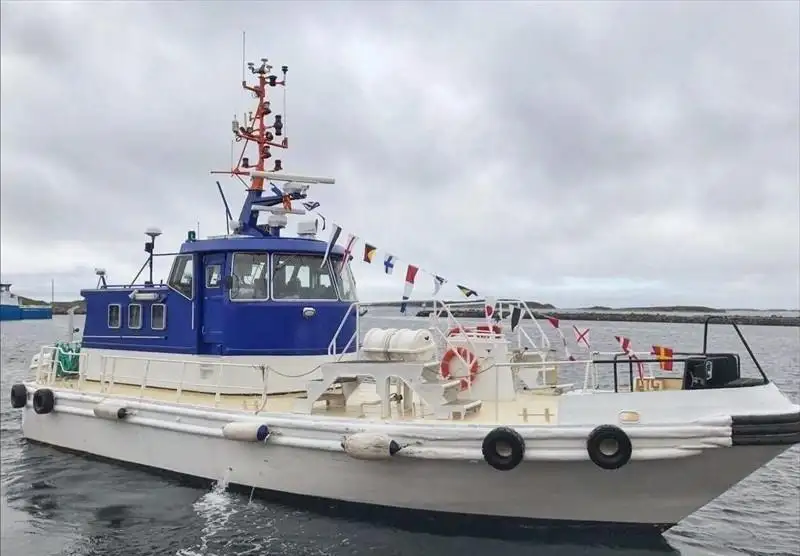 Bateau de transport d'équipage à vendre