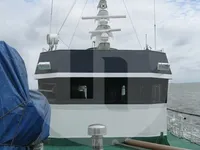 Navire de pêche à vendre