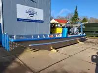 Bateaux de travail à vendre