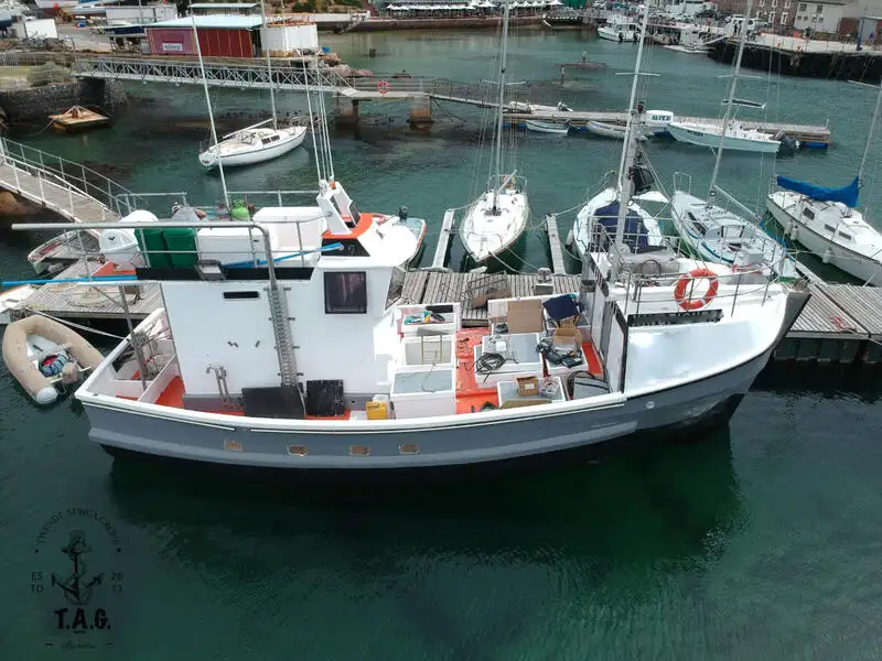 Chalutier à vendre