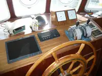 Bateau patrouilleur à vendre