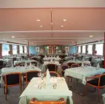 Hôtel flottant à vendre