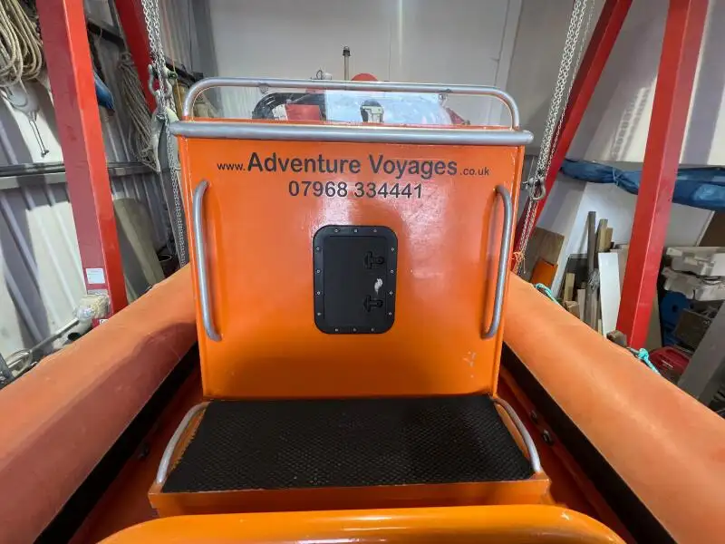 Bateaux de travail à vendre
