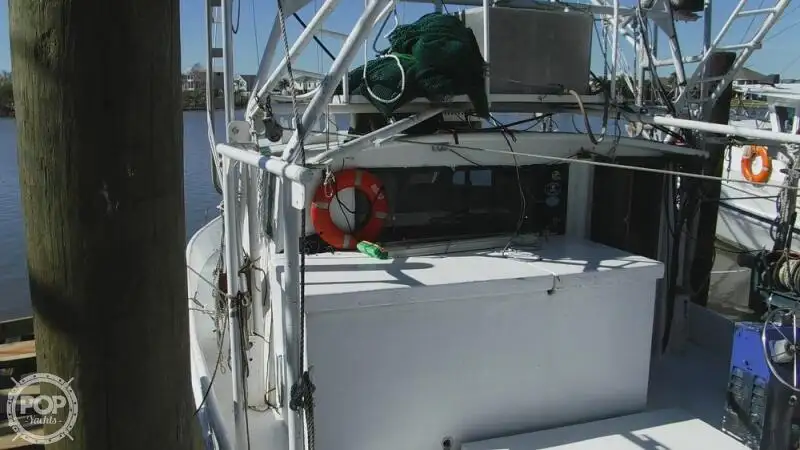 Chalutier à vendre