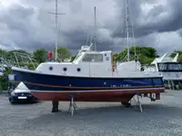 Bateaux de travail à vendre