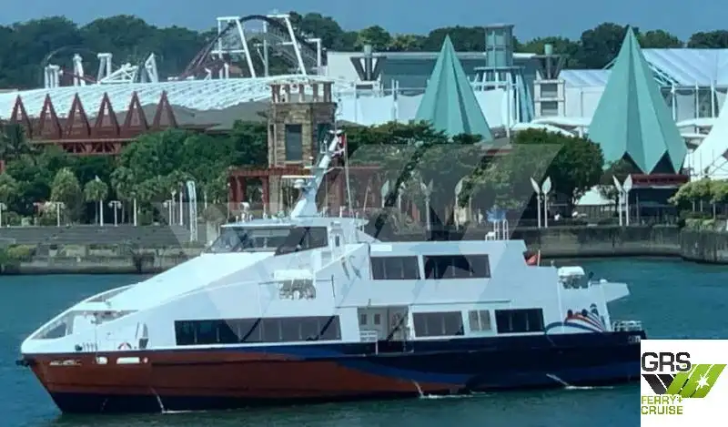 Navire de passagers à vendre