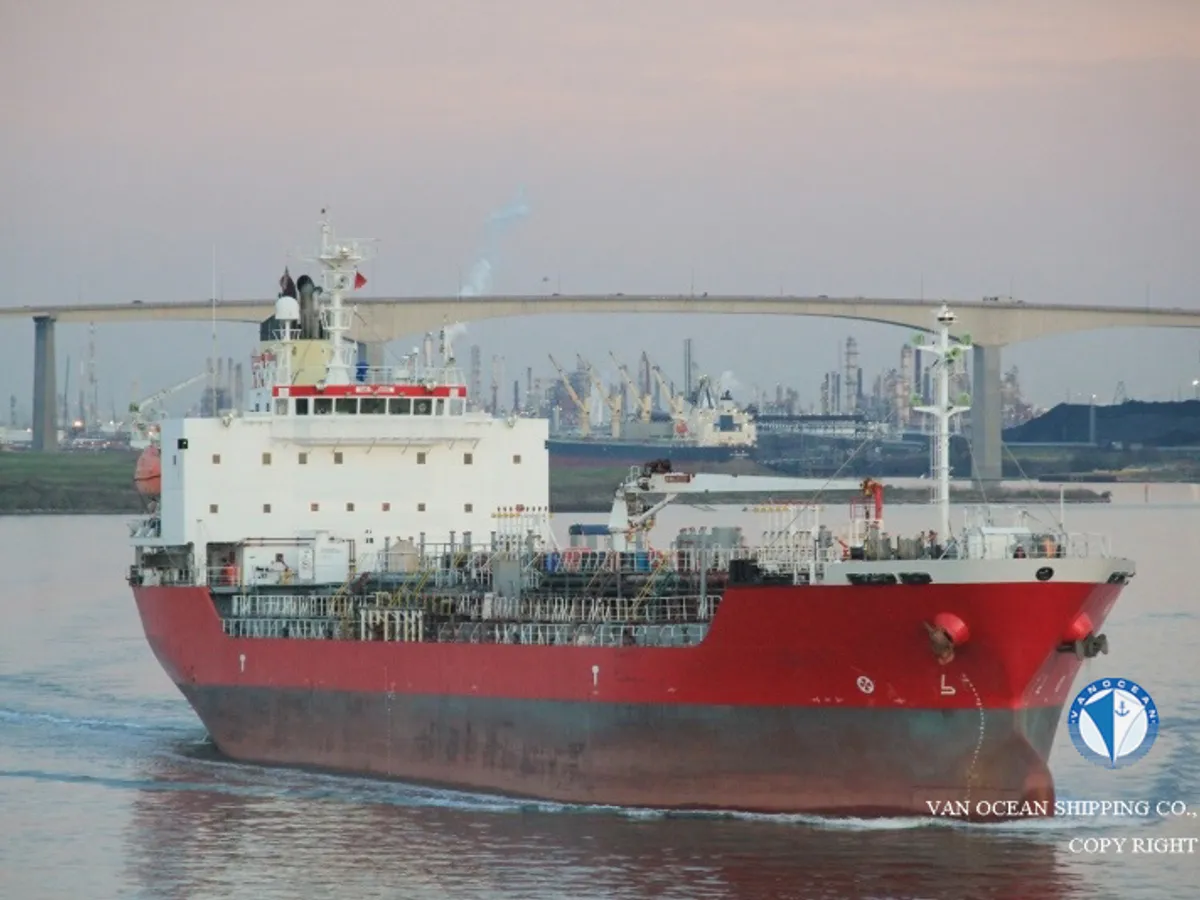 Pétrolier / chimiquier à vendre