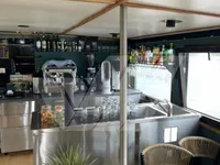 Bateau de tourisme à vendre