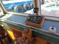 Bateaux de travail à vendre