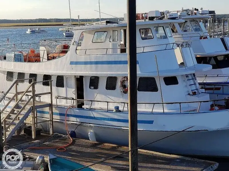 Navire-ferry à vendre
