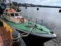 Bateau pilote à vendre
