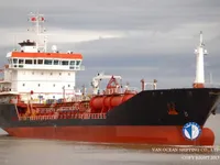 Pétrolier / chimiquier à vendre