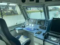 Bateau patrouilleur à vendre