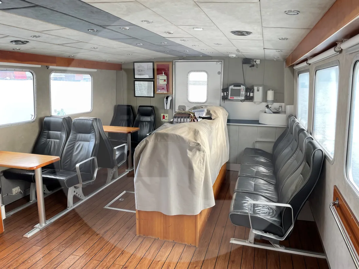 Navire-ferry à vendre