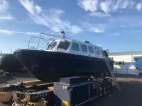 Navire d'arpentage à vendre
