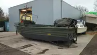 Bateaux de travail à vendre