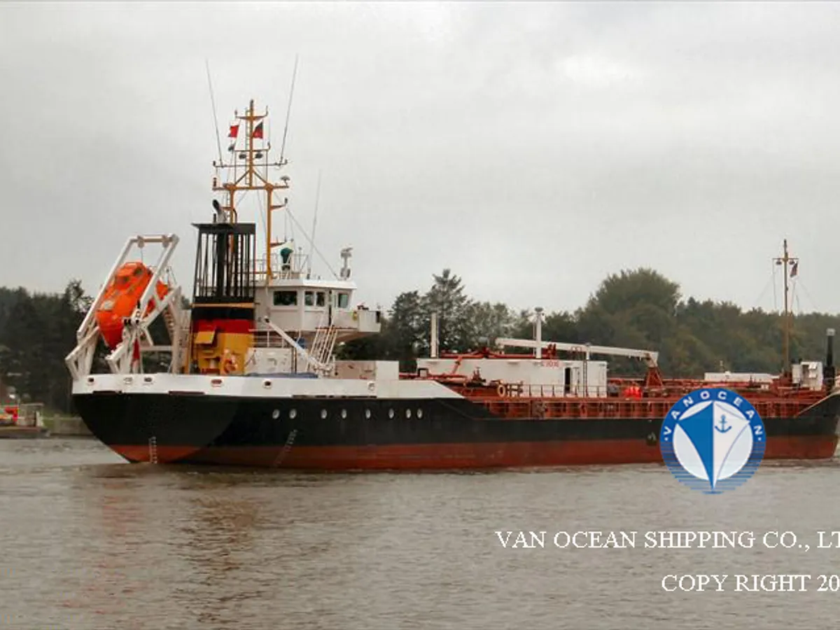 Pétrolier / chimiquier à vendre