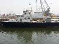 Bateau patrouilleur à vendre