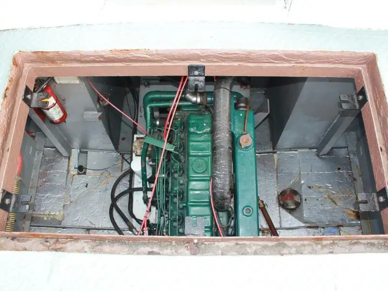 Navire d'arpentage à vendre
