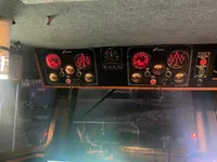 Navire d'arpentage à vendre