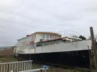 Navire-ferry à vendre
