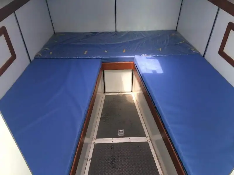 Bateau pilote à vendre