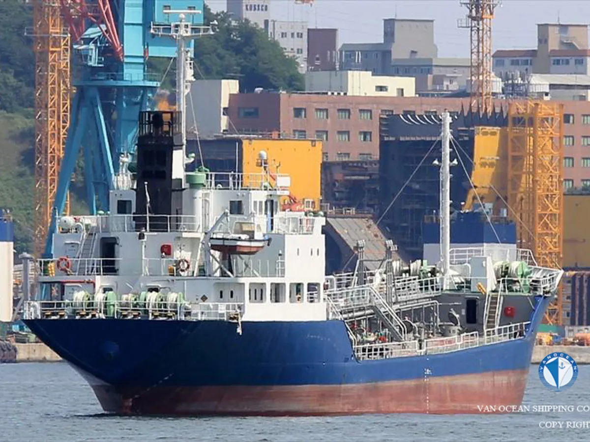 Pétrolier / chimiquier à vendre