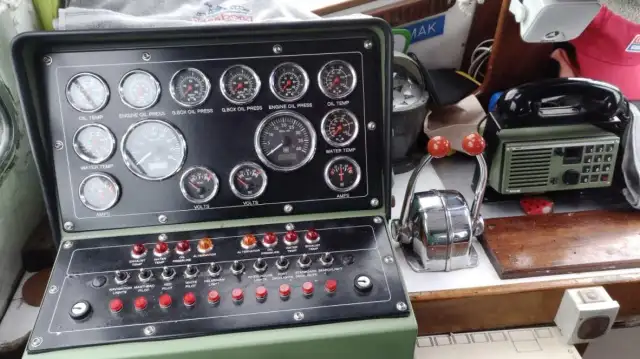 Bateau pilote à vendre